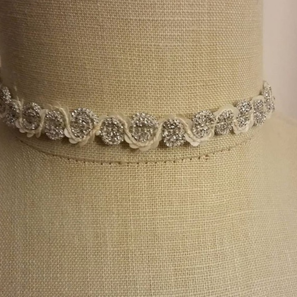 Handmade Silver Ivory Thin Lace Choker Necklace